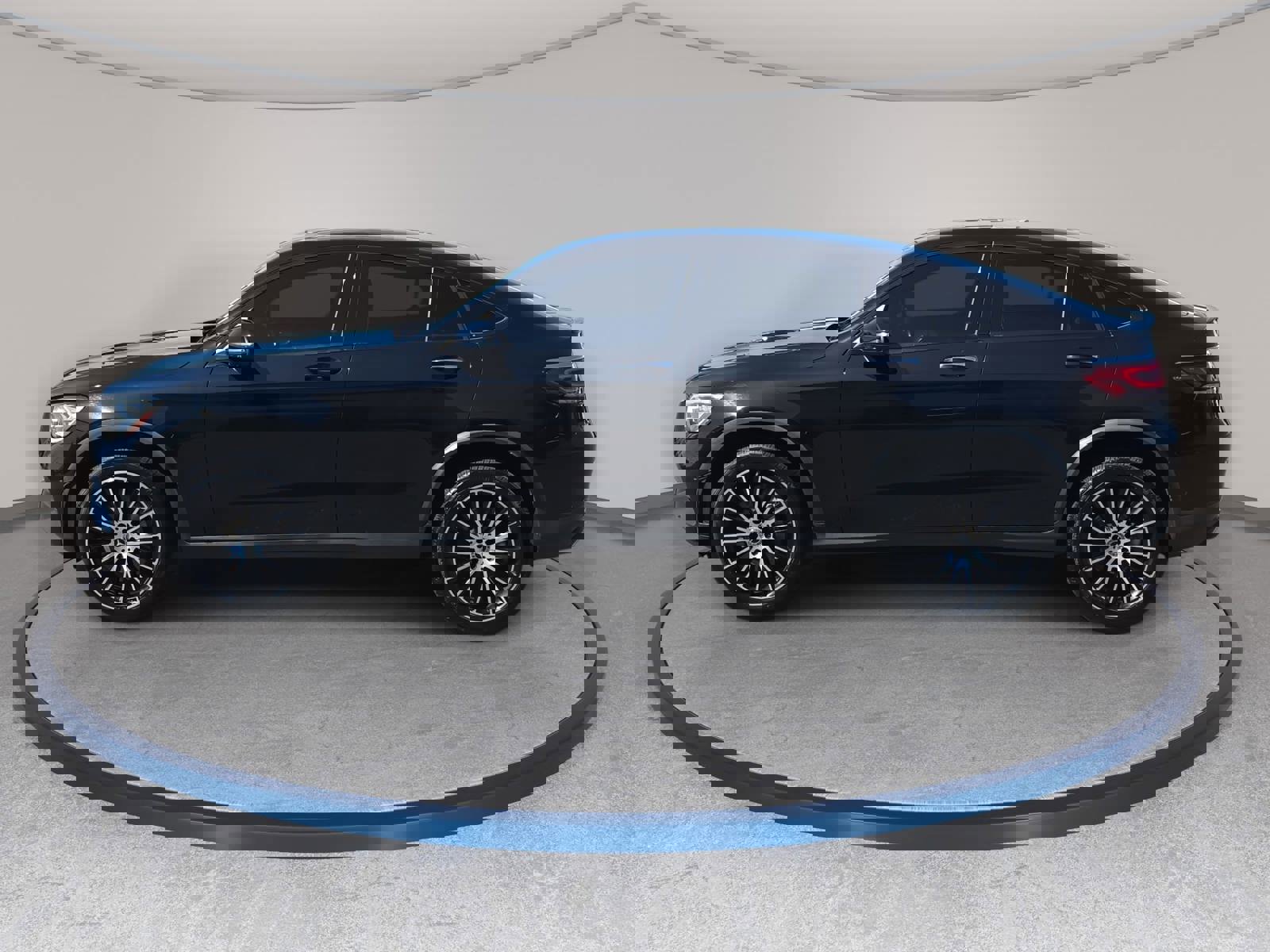 Used 2020 Mercedes-Benz GLC 300 4MATIC Coupe image 8