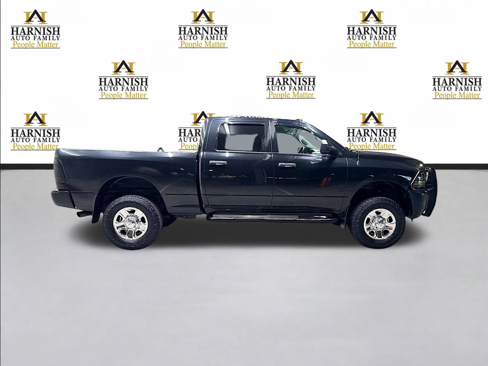 Used 2017 RAM 2500 Tradesman w/ Chrome Appearance Group AWD/4WD image 5