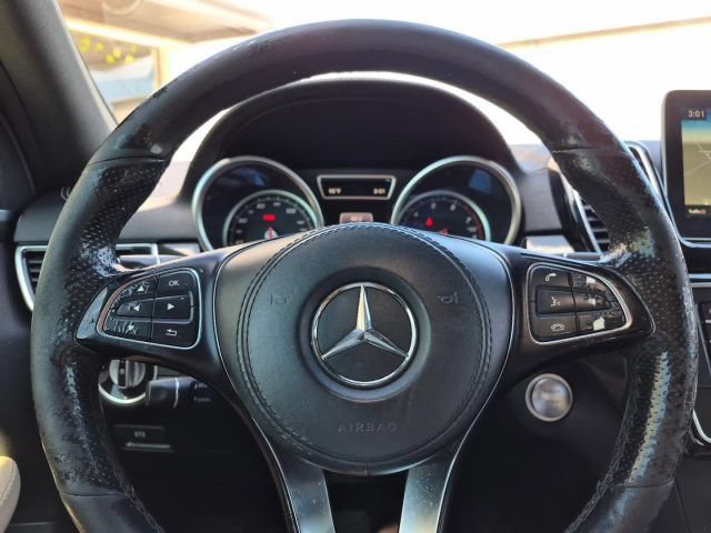 Used 2017 Mercedes-Benz GLS 450 4MATIC image 25