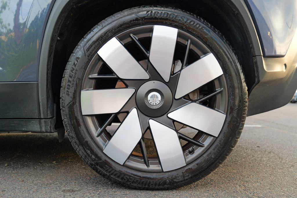 Used 2023 Fisker Ocean Ultra AWD/4WD image 15