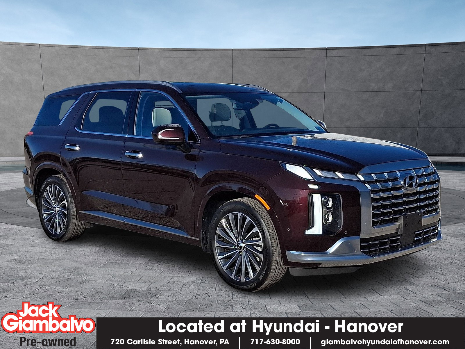 Used 2024 Hyundai Palisade Calligraphy video 1