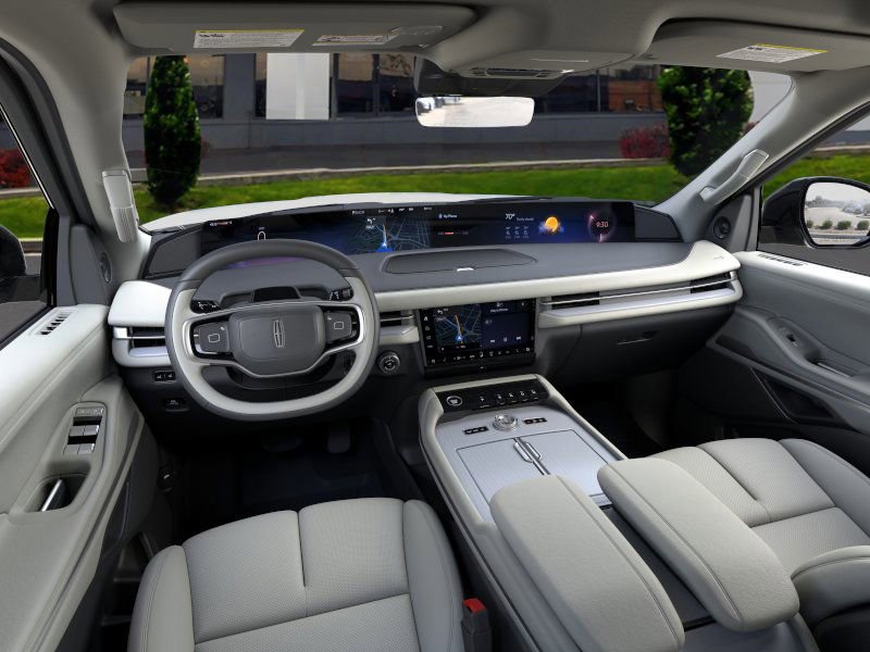 New 2025 Lincoln Navigator Reserve image 9