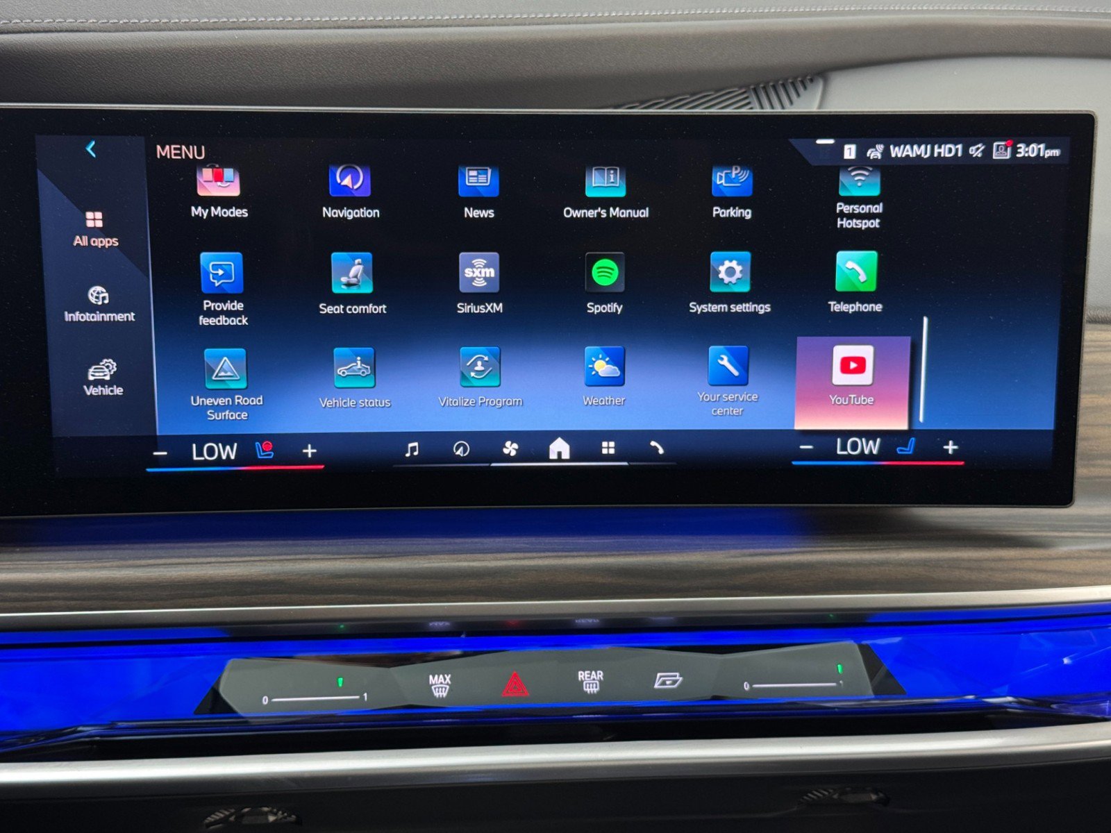 Used 2024 BMW i7 eDrive50 w/ M Sport Package image 28
