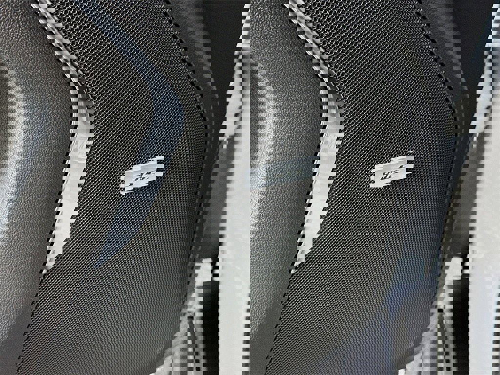 New 2025 Chevrolet Suburban Premier image 14