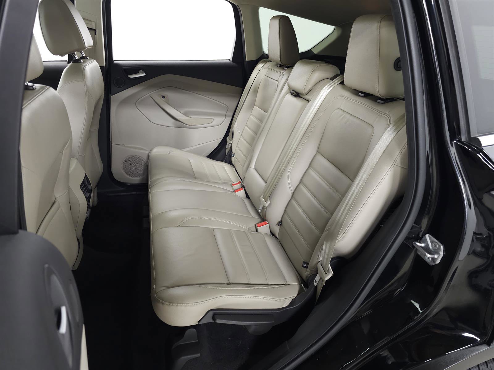 Used 2017 Ford Escape Titanium w/ Canadian Touring Package image 29