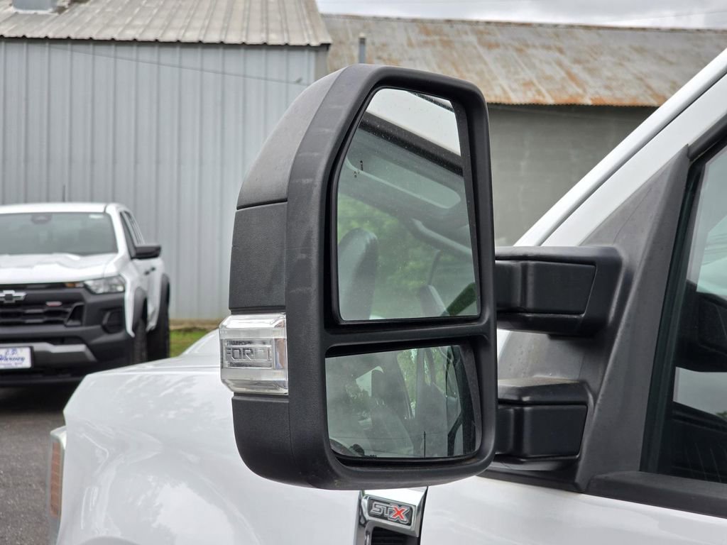 Used 2022 Ford F350 XL w/ STX Appearance Package AWD/4WD image 9