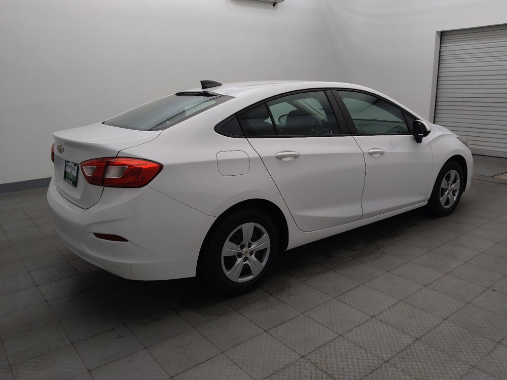 Used 2018 Chevrolet Cruze LS w/ LS Fleet Convenience Package FWD image 10
