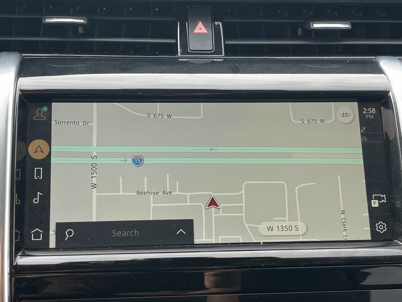 Used 2023 Land Rover Discovery Sport SE image 13