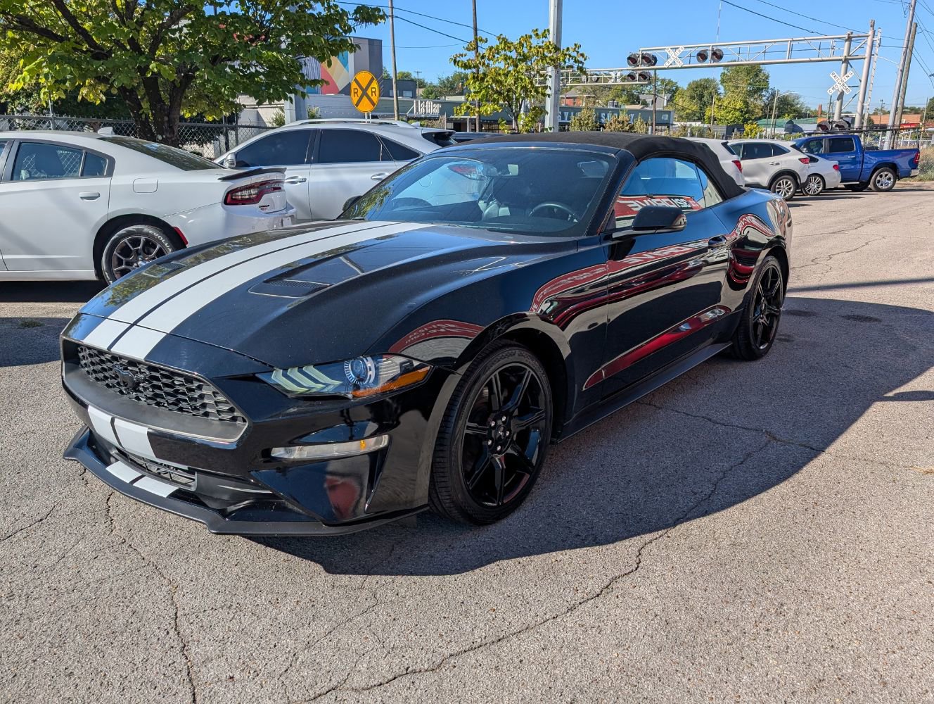 Used 2018 Ford Mustang Premium w/ Black Accent Package video 1