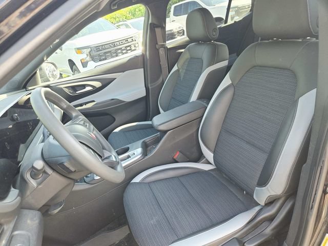 Used 2025 Buick Envista Preferred w/ Convenience II Package FWD image 8