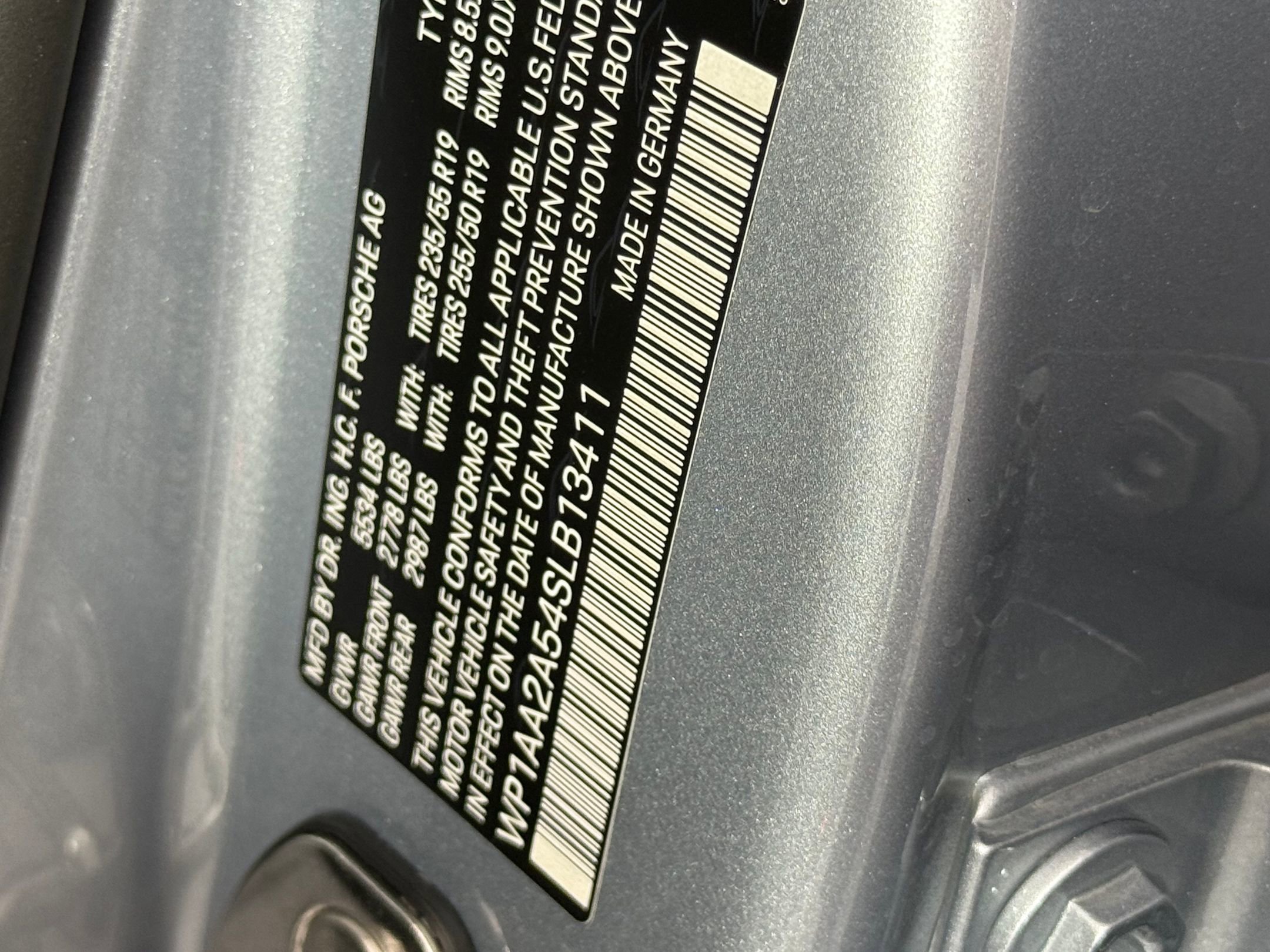 New 2025 Porsche Macan image 26