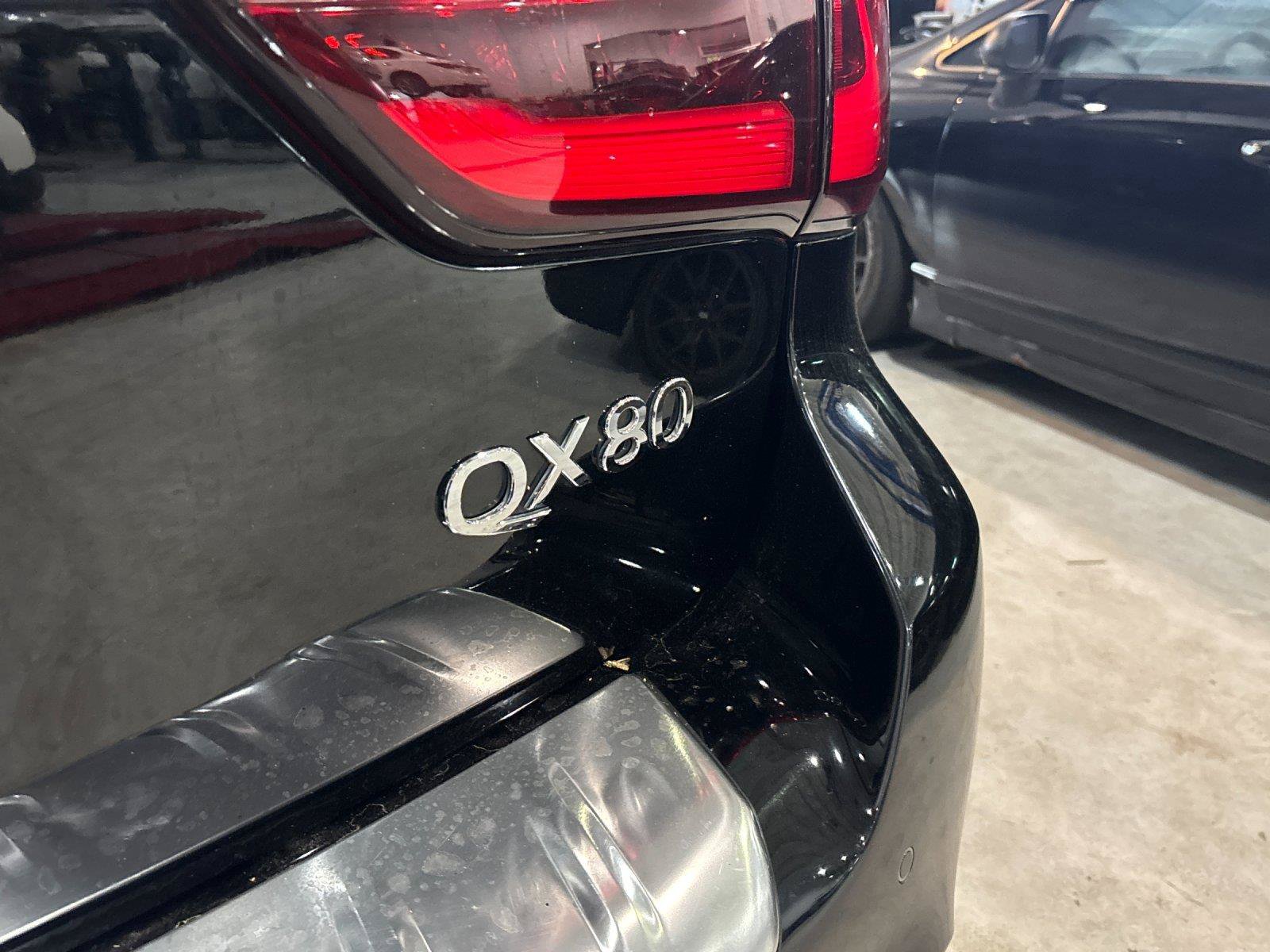 Used 2023 INFINITI QX80 Premium Select w/ Cargo Package AWD/4WD image 8