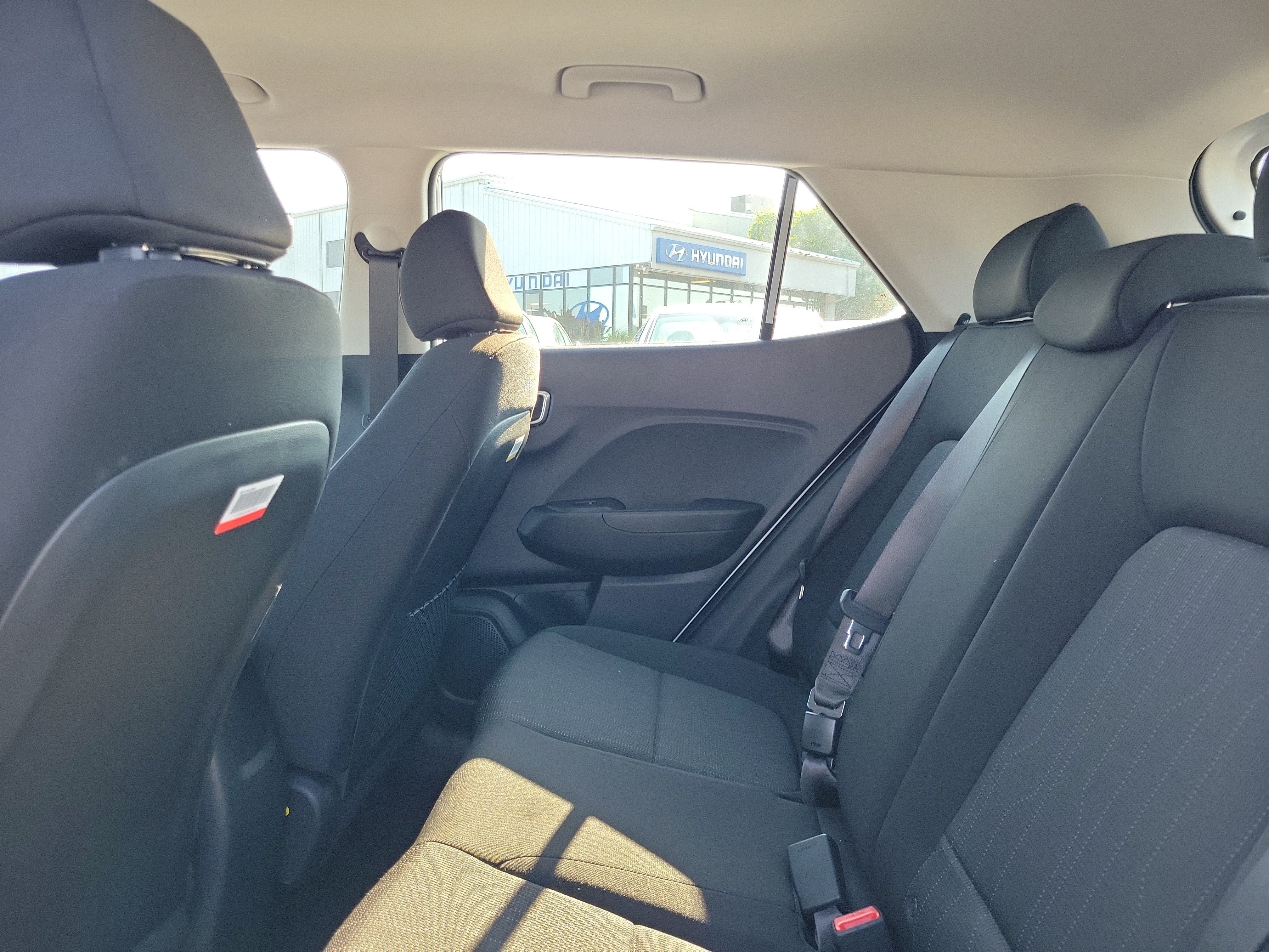 New 2026 Hyundai Venue SE FWD image 15
