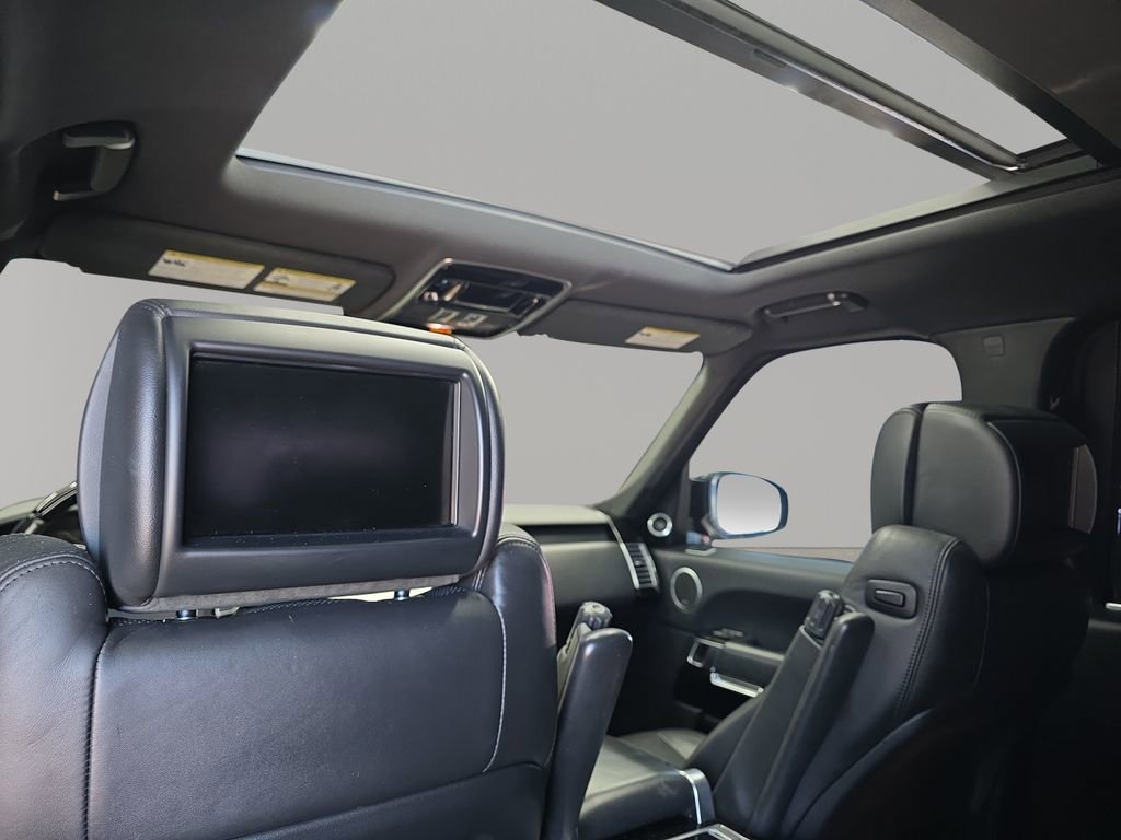 Used 2017 Land Rover Range Rover Long Wheelbase Supercharged image 18