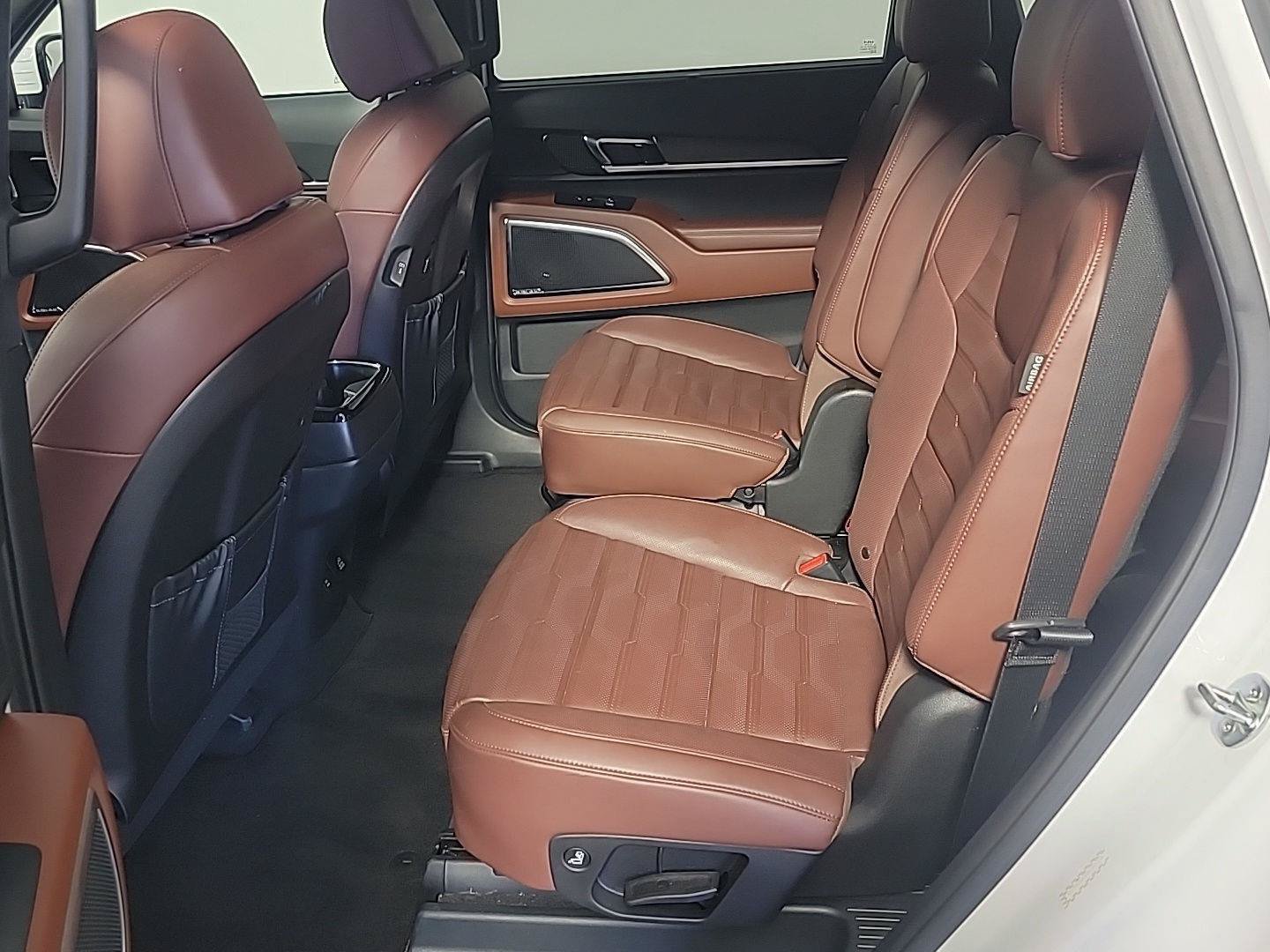 Used 2023 Kia Telluride SX Prestige AWD/4WD image 17