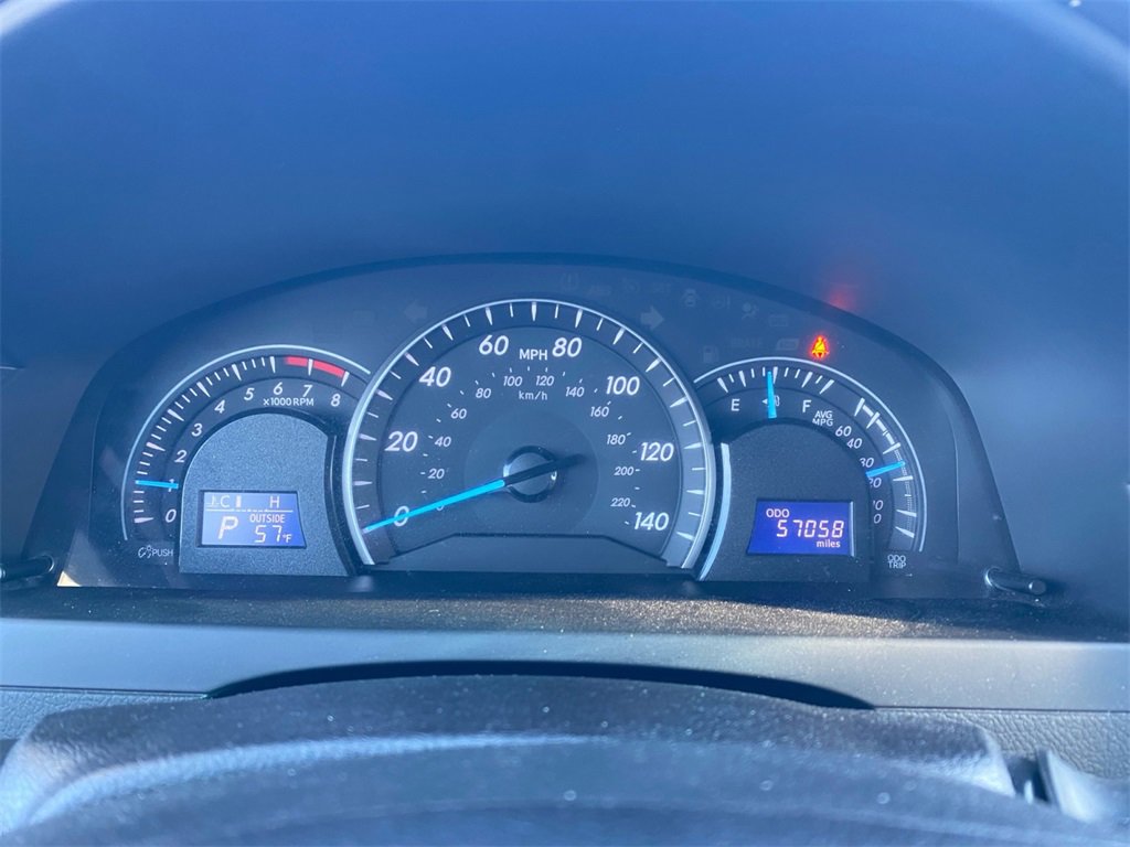 Used 2014 Toyota Camry LE image 10