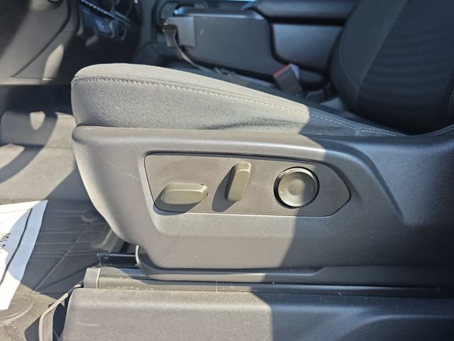 Used 2022 Chevrolet Silverado 1500 Custom AWD/4WD image 18