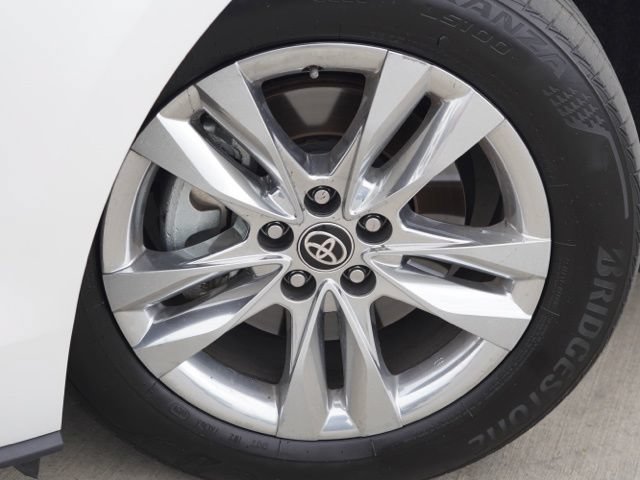 Used 2024 Toyota Sienna Limited AWD/4WD image 11