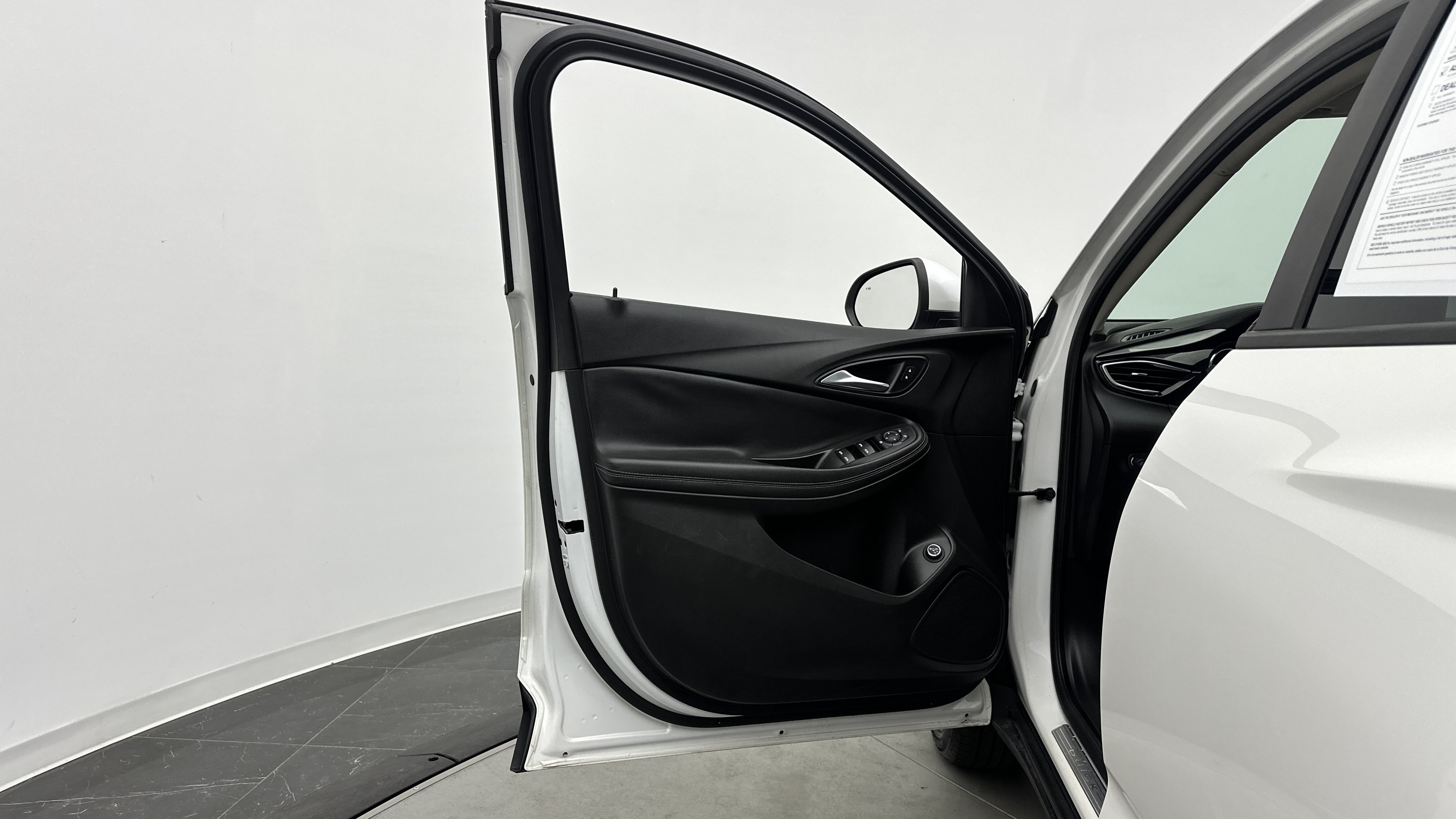 Used 2020 Buick Encore GX Select w/ Experience Buick Package AWD/4WD image 13