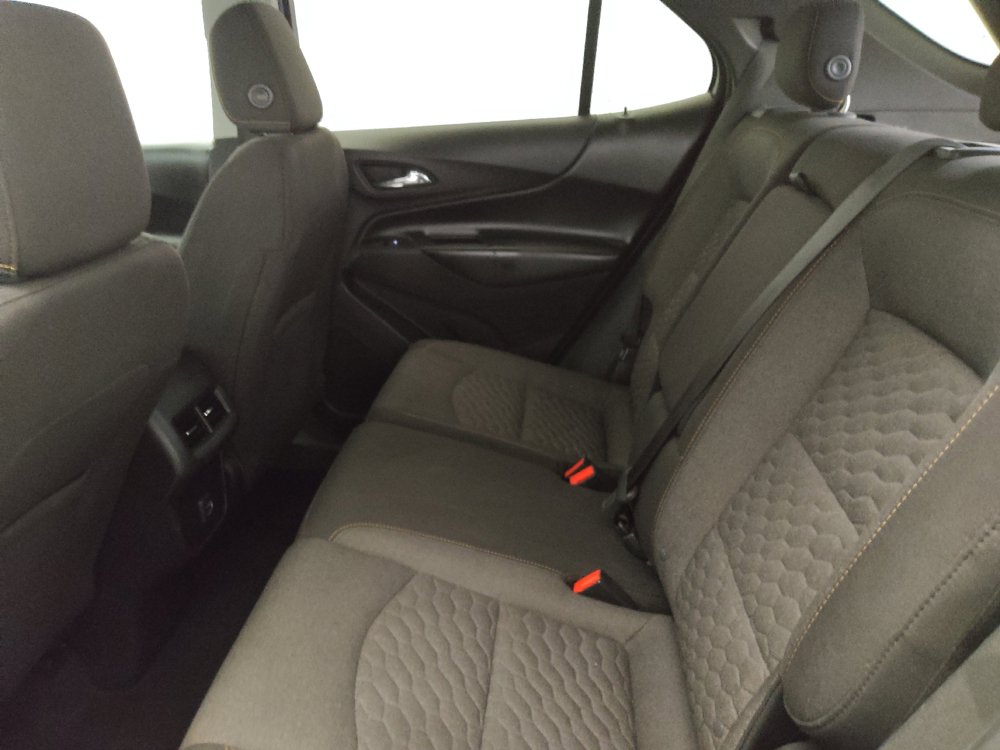Used 2020 Chevrolet Equinox LT FWD image 18