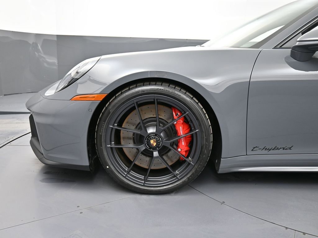 New 2026 Porsche 911 Carrera GTS RWD image 12