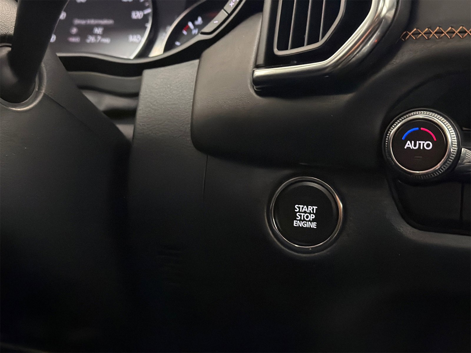 Used 2025 MAZDA CX-50 AWD 2.5 S w/ Premium Plus Pkg image 28