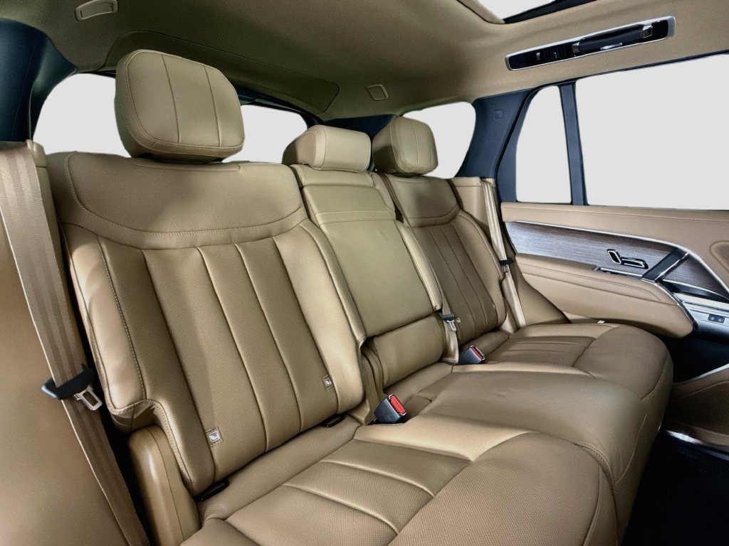 New 2026 Land Rover Range Rover SE AWD/4WD image 15