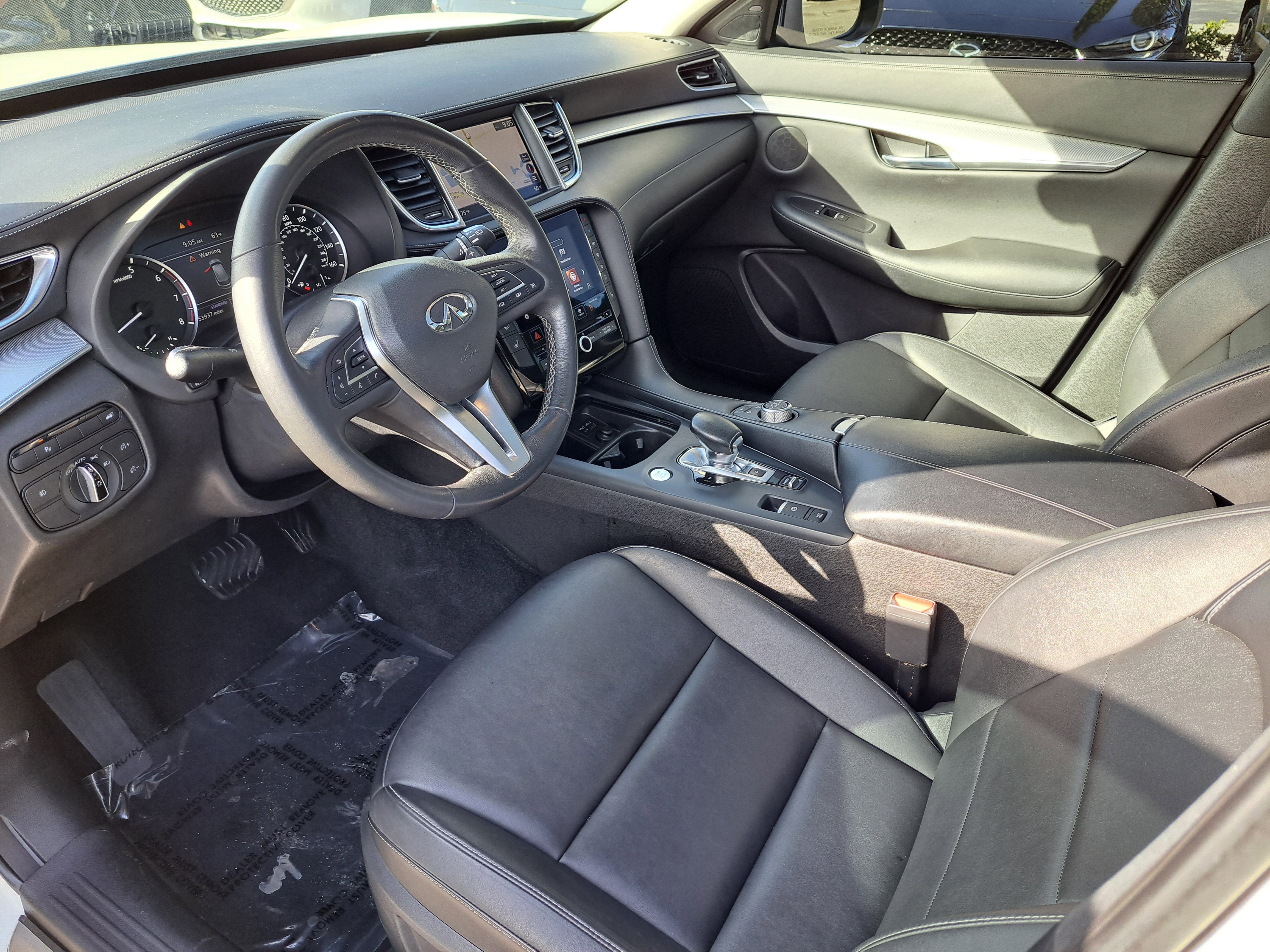 Used 2020 INFINITI QX50 Luxe w/ Navigation Package image 10