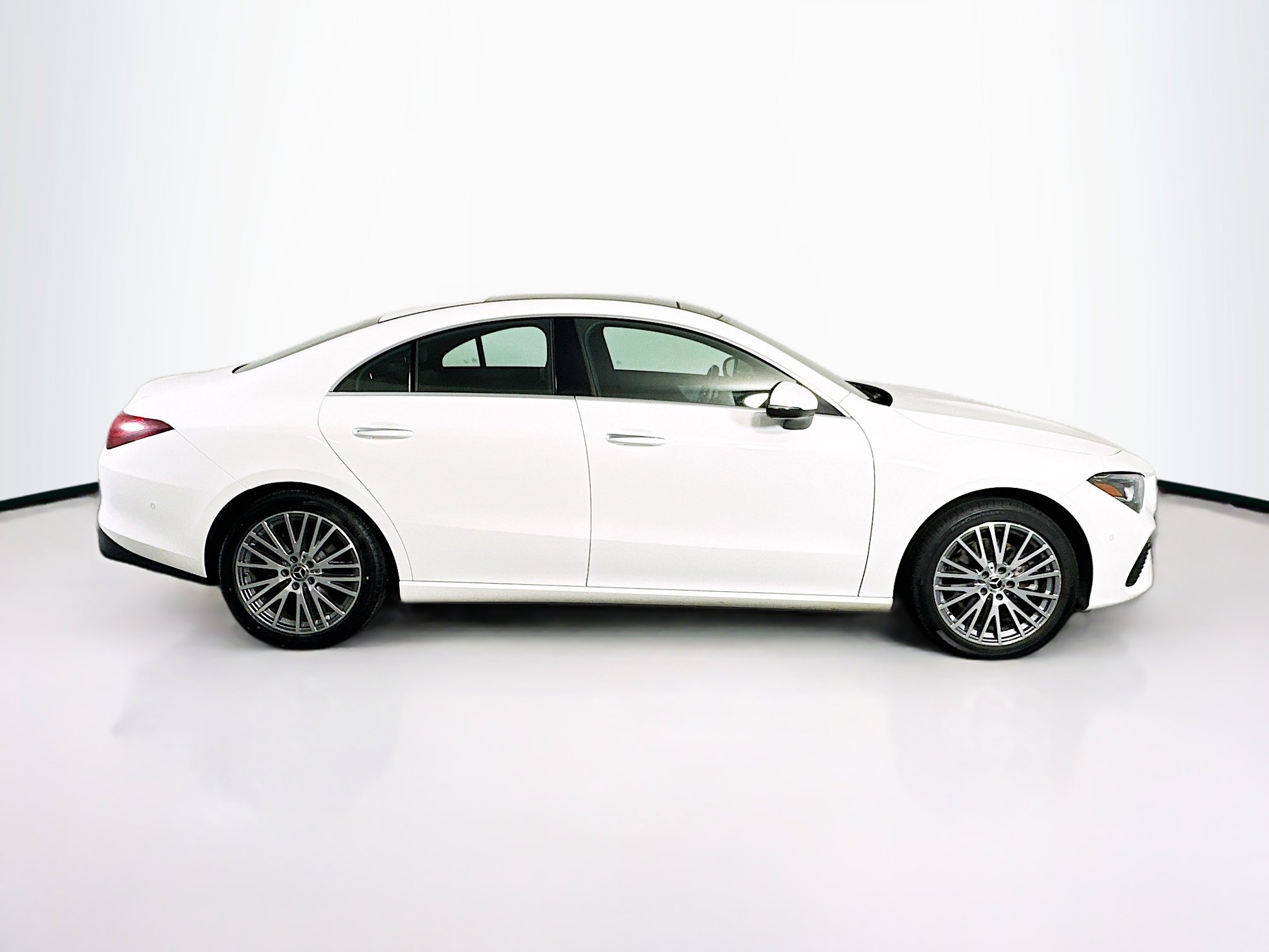 Used 2025 Mercedes-Benz CLA 250 image 10