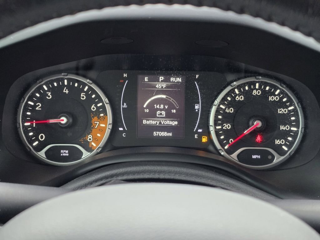 Used 2018 Jeep Renegade Altitude FWD image 11