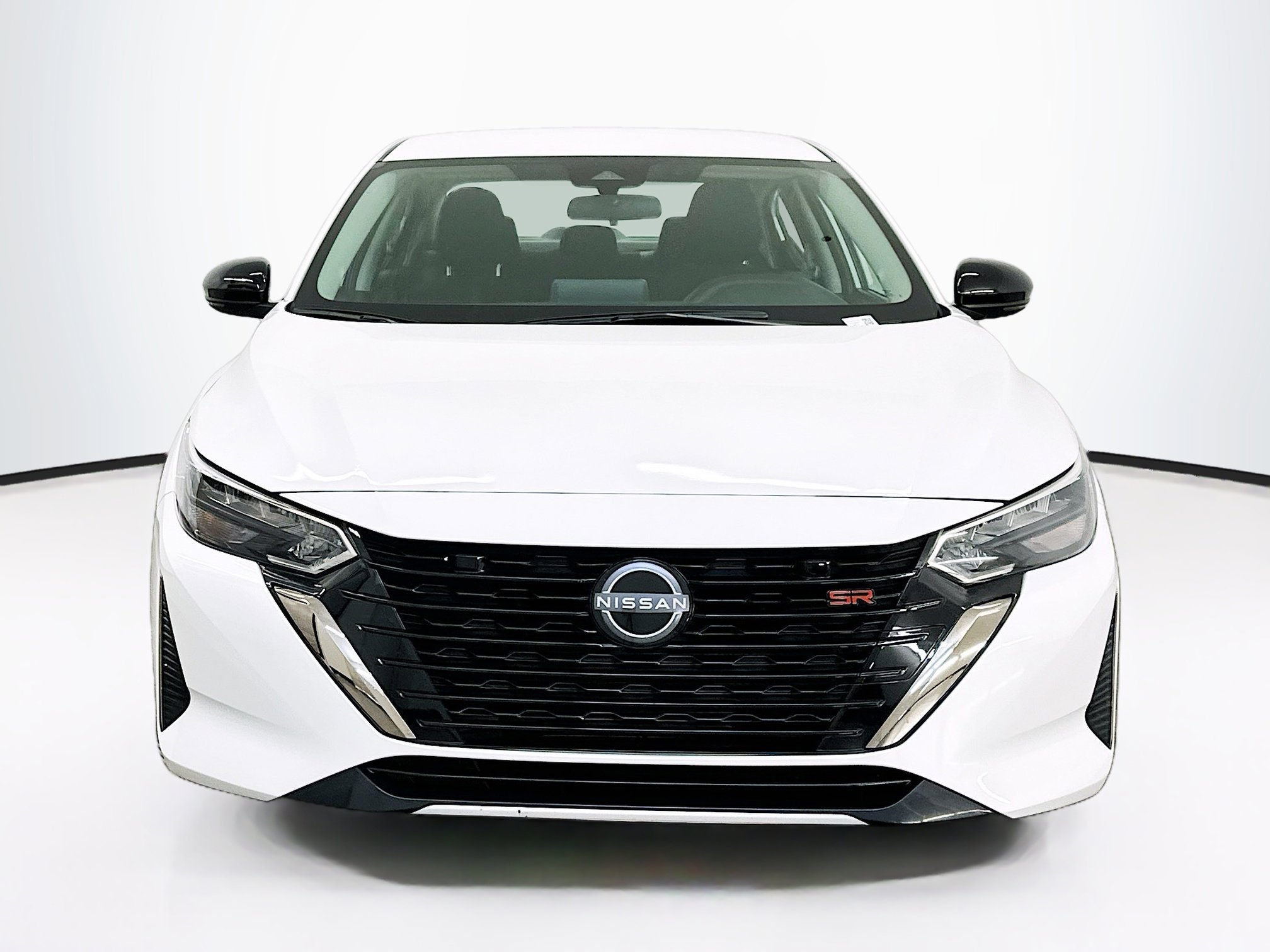 Used 2024 Nissan Sentra SR FWD image 2