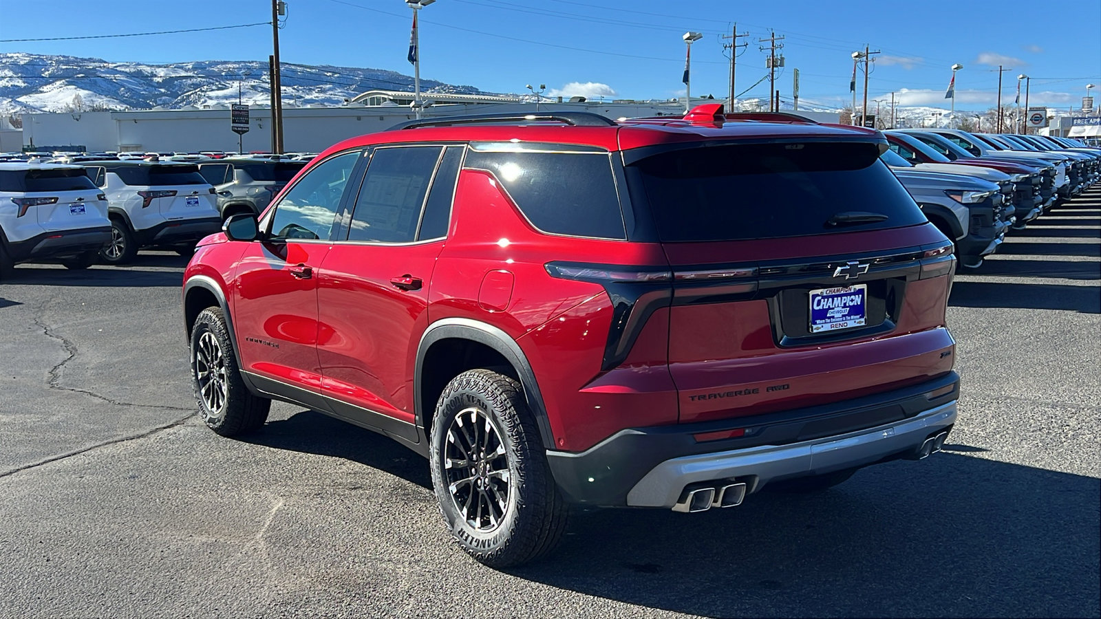 New 2026 Chevrolet Traverse Z71 w/ Enhanced Driving Package image 7