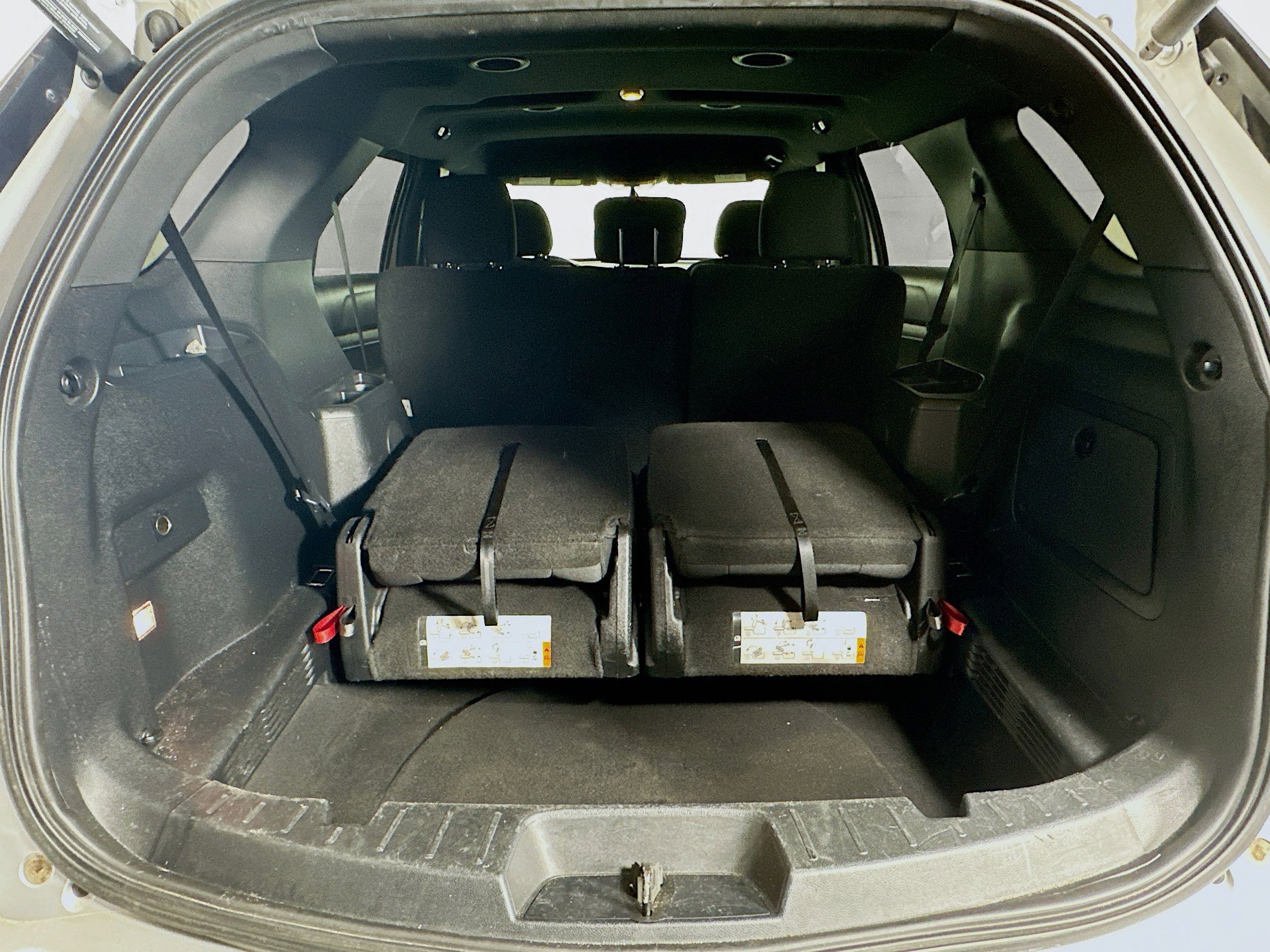 Used 2017 Ford Explorer XLT w/ Equipment Group 201A image 27