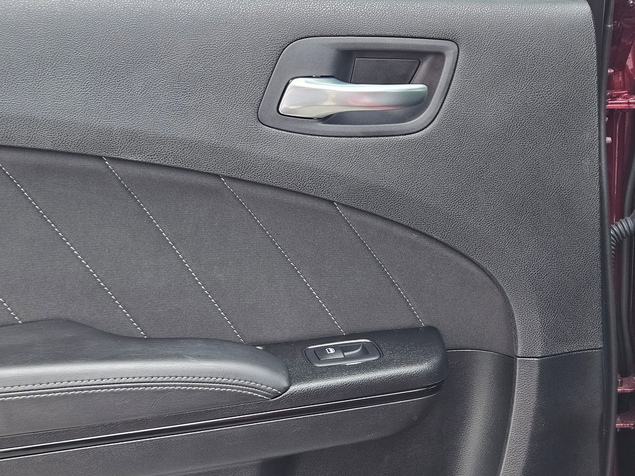 Used 2023 Dodge Charger R/T w/ Blacktop Package image 24