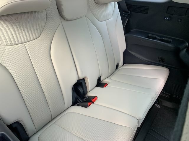Used 2024 Hyundai Palisade Calligraphy AWD/4WD image 16