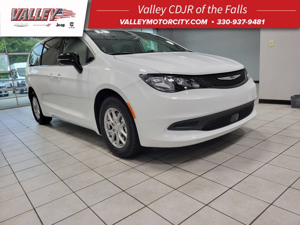 New 2027 Chrysler Pacifica Select