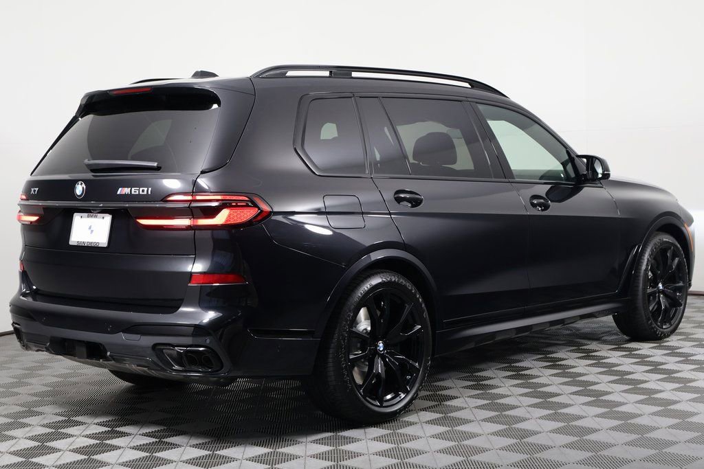 New 2026 BMW X7 M60i image 2