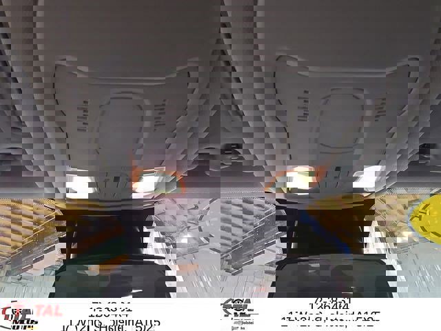 Used 2018 Jeep Renegade Latitude w/ Cold Weather Group image 20