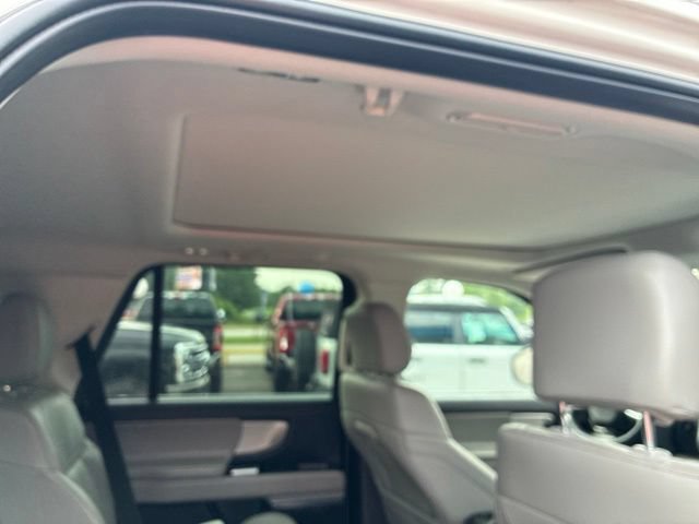 Used 2025 Ford Expedition Active AWD/4WD image 60