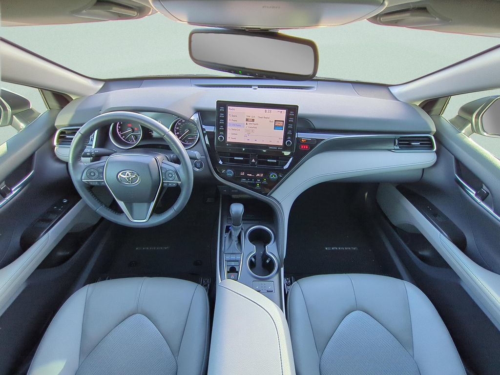 Used 2021 Toyota Camry XLE FWD image 10