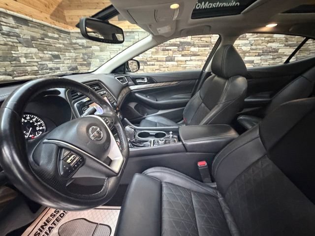 Used 2016 Nissan Maxima Platinum FWD image 13