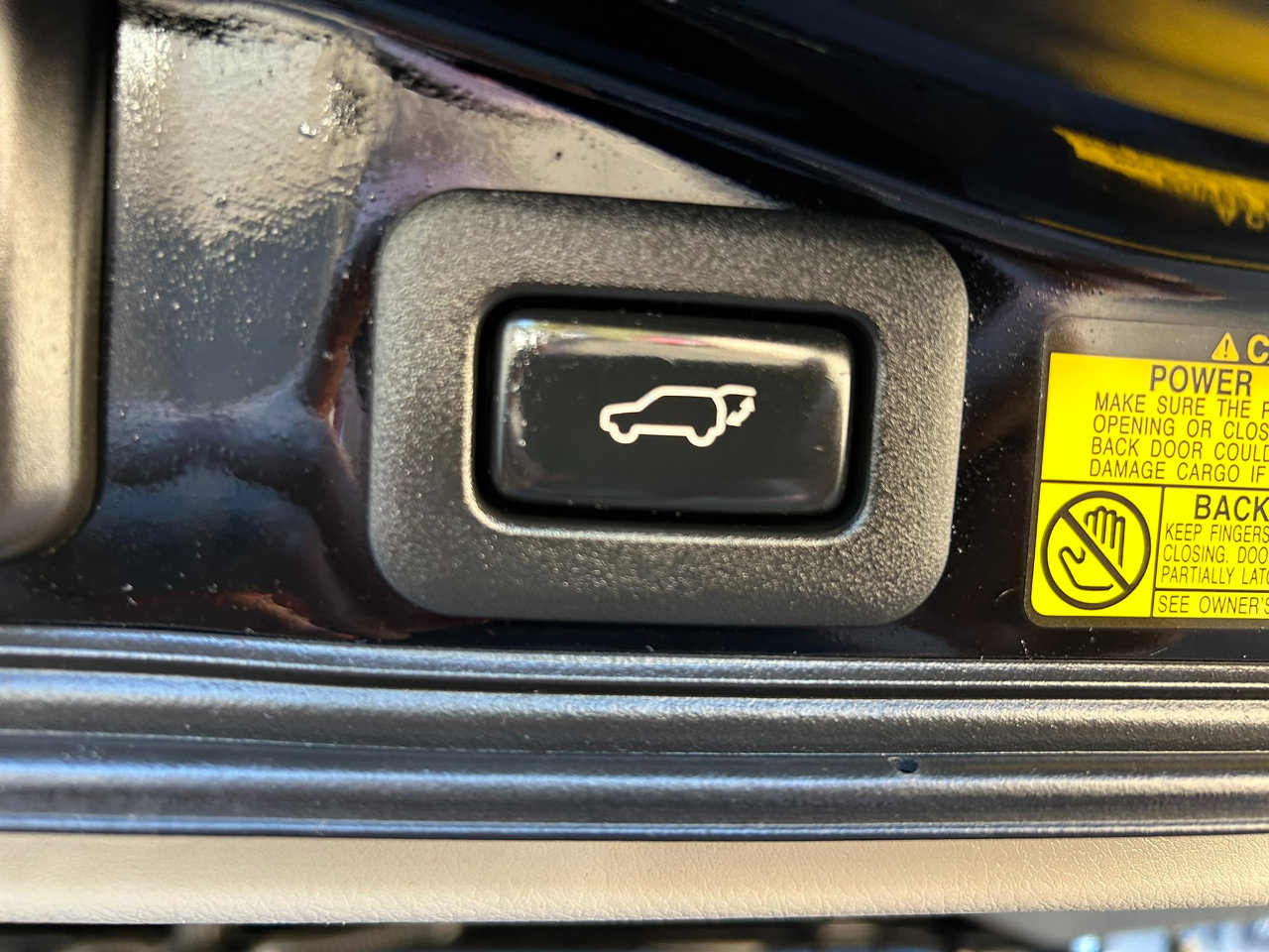 Used 2009 Lexus LX 570 4WD image 21