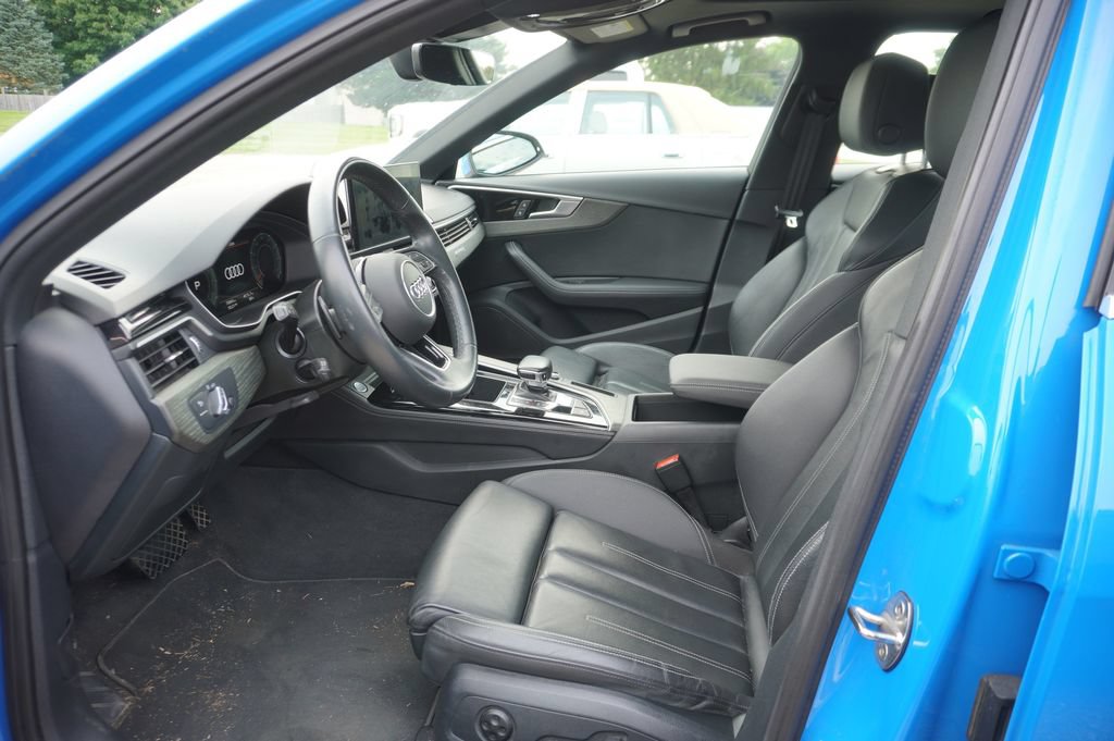 Used 2022 Audi A4 2.0T Premium Plus AWD/4WD image 2