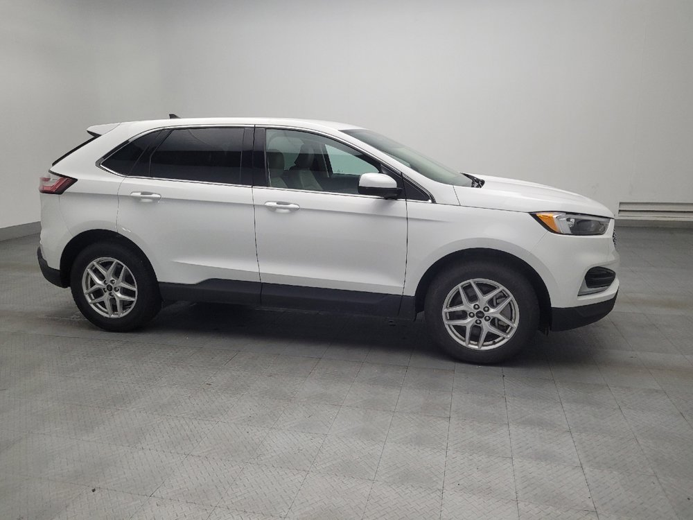 Used 2023 Ford Edge SEL image 11