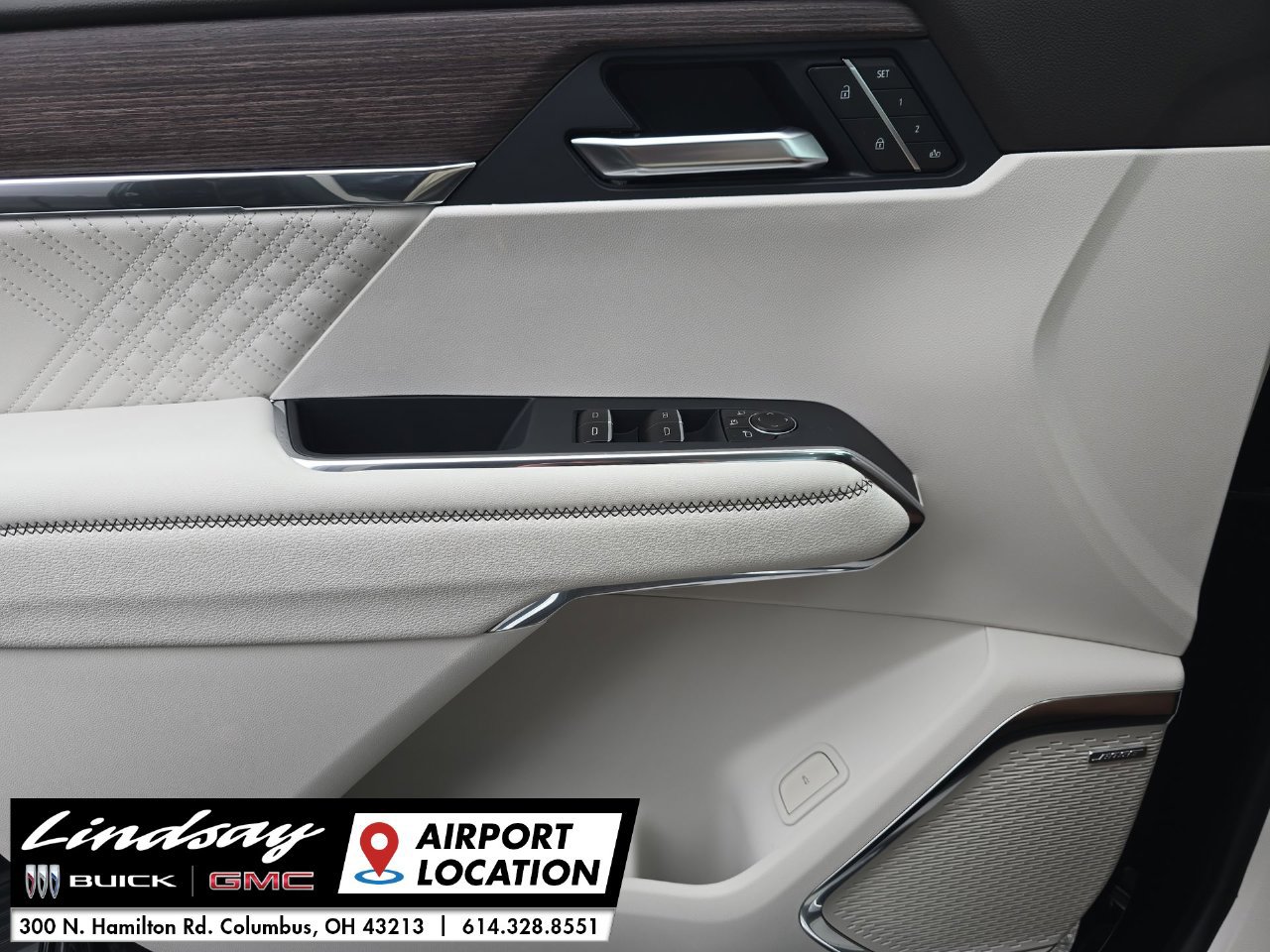 New 2027 GMC Acadia Denali w/ Denali Reserve Package AWD/4WD image 24