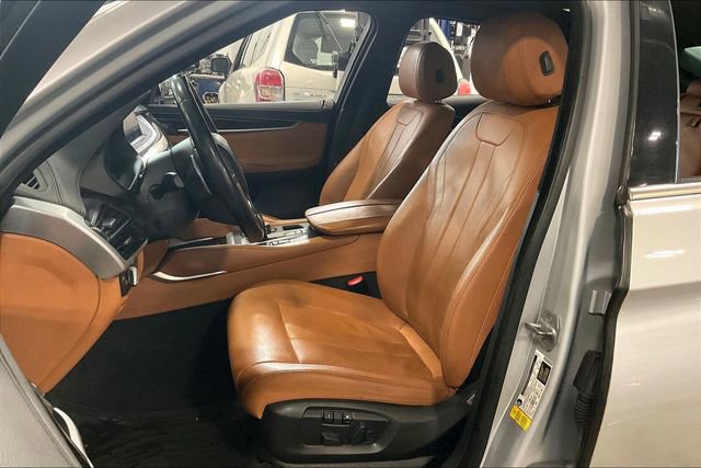 Used 2019 BMW X6 sDrive35i image 25