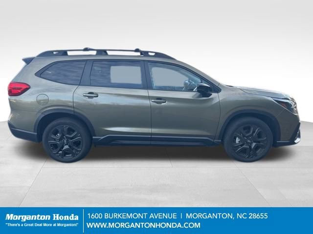Used 2024 Subaru Ascent Onyx Edition image 10
