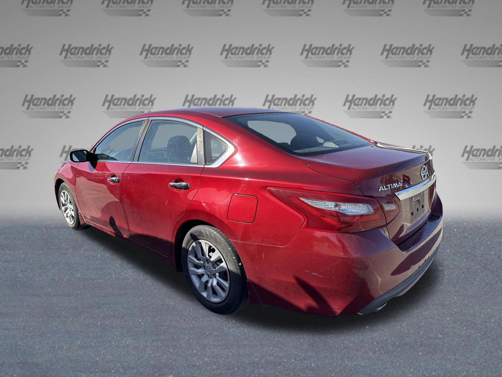 Used 2018 Nissan Altima 2.5 S w/ S Convenience Package image 6