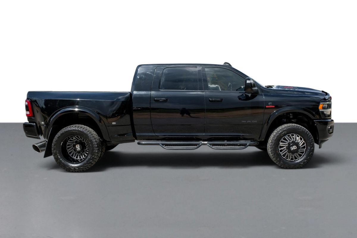 Used 2024 RAM 3500 Laramie w/ Night Edition AWD/4WD image 6