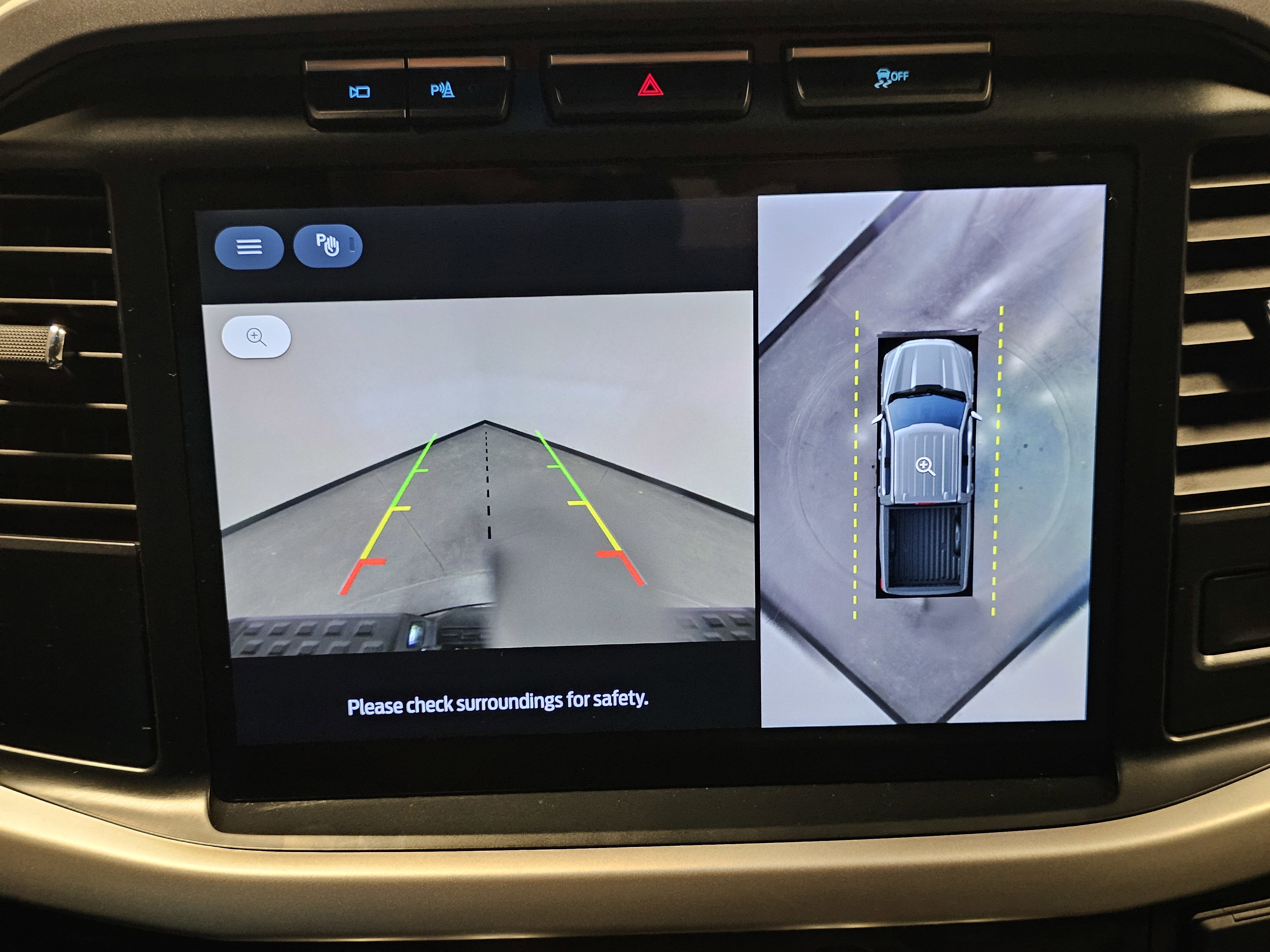 Used 2023 Ford F150 Lightning XLT image 27